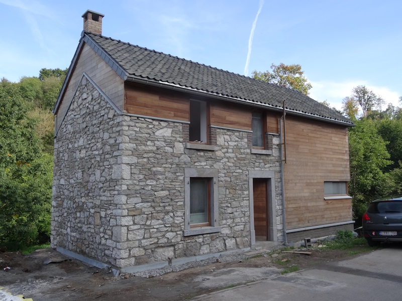 Extension d'une petite maison qui double sa surface